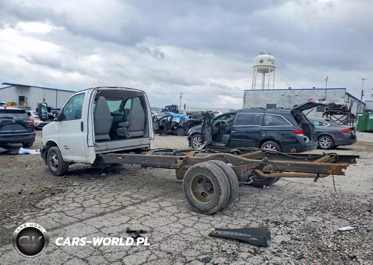 2021 Chevrolet Express G4500 VIN:1HA6GVC72MN011596 - 2