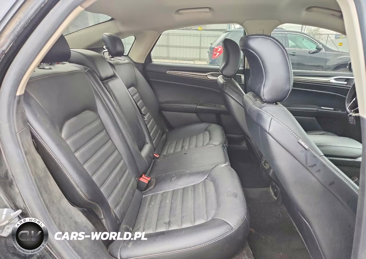 2018 Ford Fusion Se VIN:3FA6P0HD5JR259832 - 10