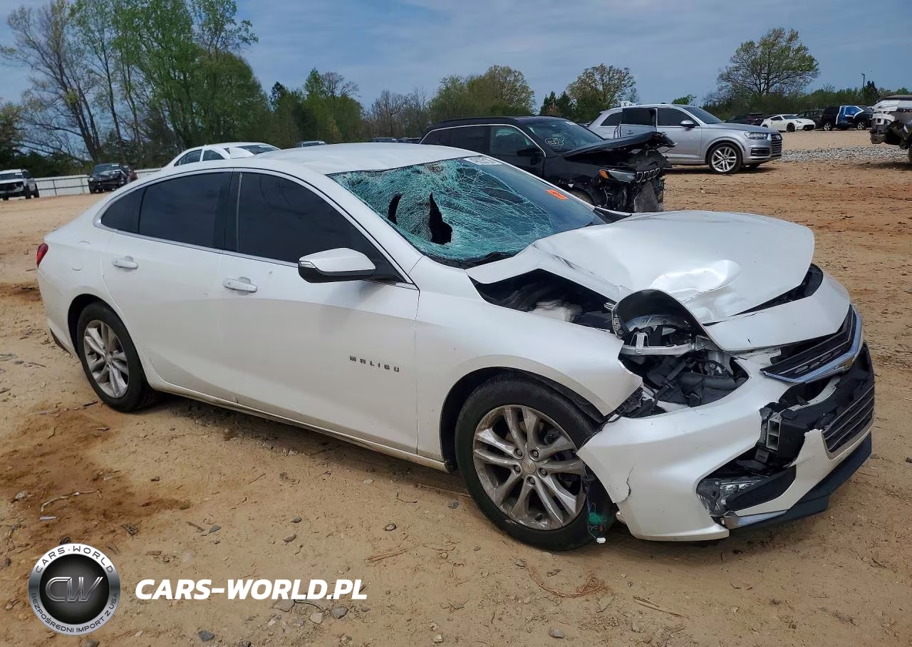 2017 Chevrolet Malibu Lt VIN:1G1ZE5ST8HF217424 - 4