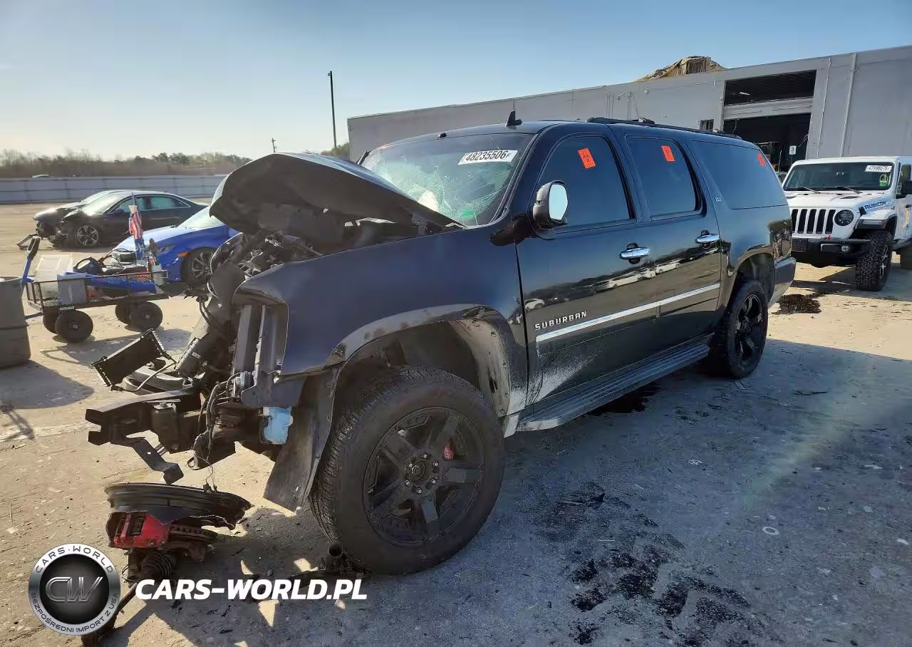 2013 Chevrolet Suburban K1500 Ltz