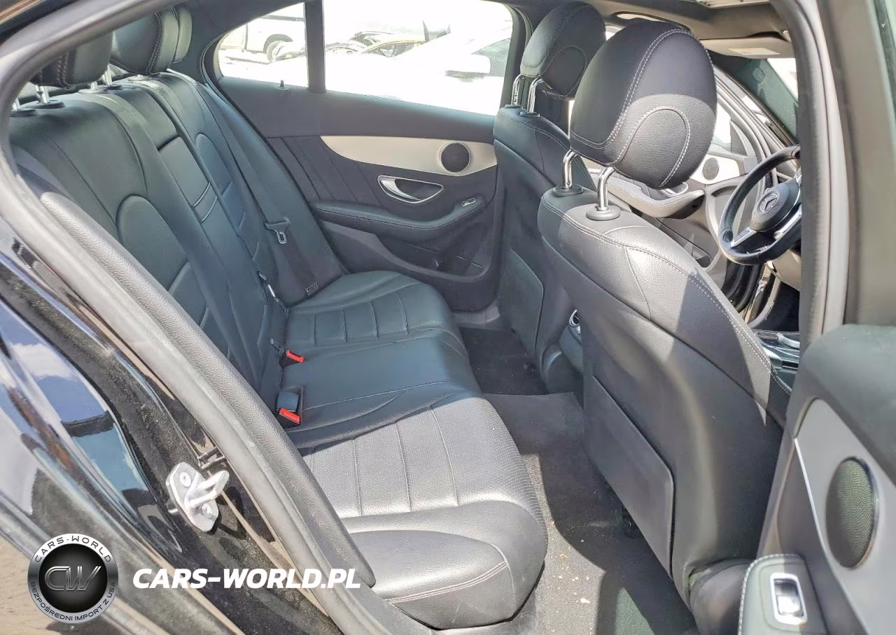 2018 Mercedes-Benz C 300 VIN:55SWF4JBXJU266756 - 10