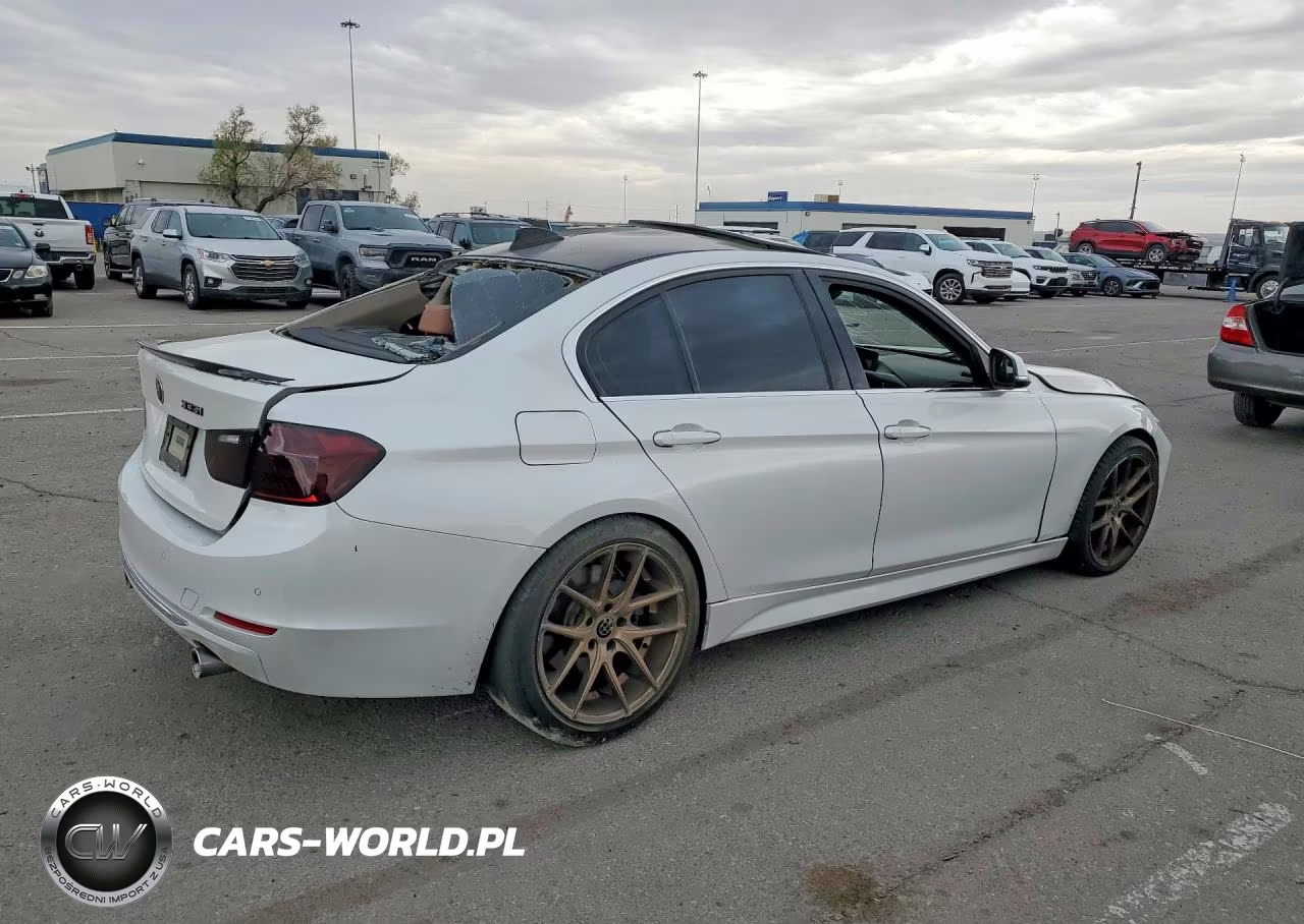 2015 BMW 335 I VIN:WBA3A9G54FNS66386 - 3