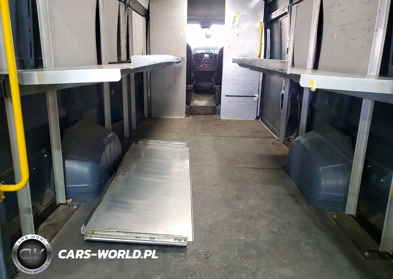 2020 Ram Promaster 3500 Delivery Van VIN:3C6URVJG5LE144467 - 10