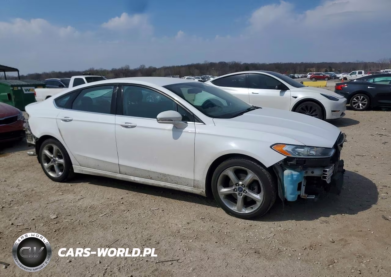 2015 Ford Fusion Se VIN:3FA6P0HD7FR104707 - 4