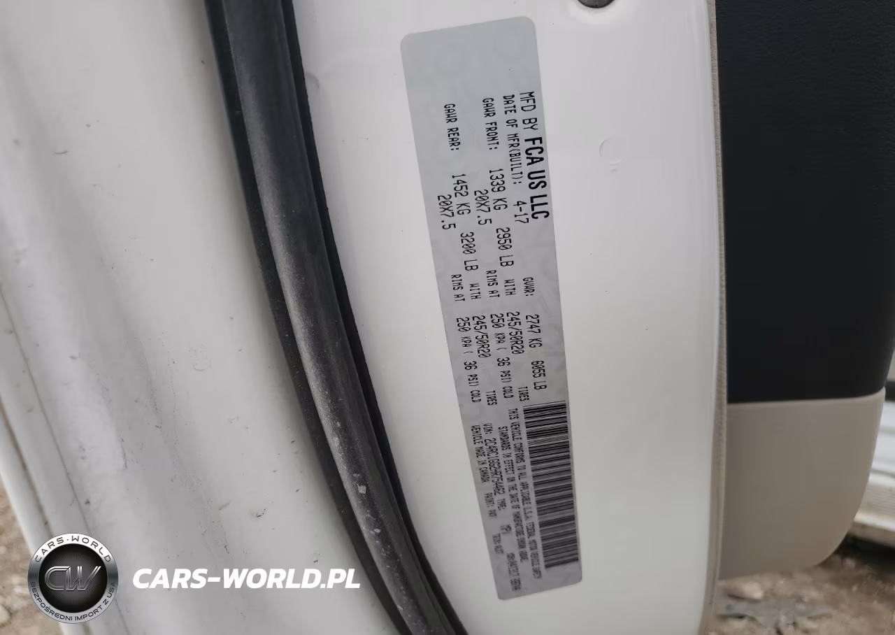 2017 Chrysler Pacifica Limited VIN:2C4RC1GG2HR754462 - 12