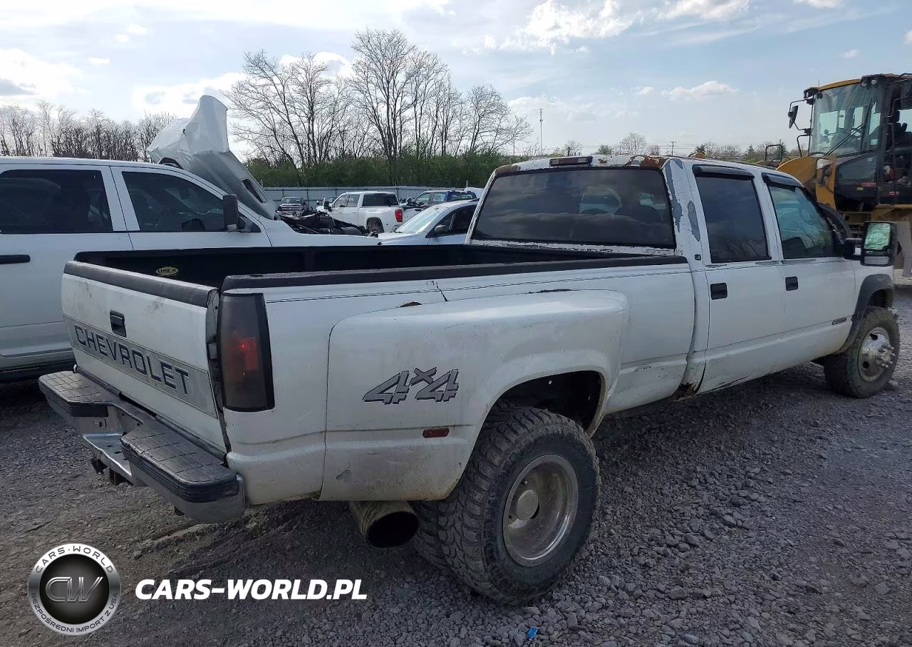 1999 Chevrolet 3500 VIN:1GCHK33F1XF065302 - 10