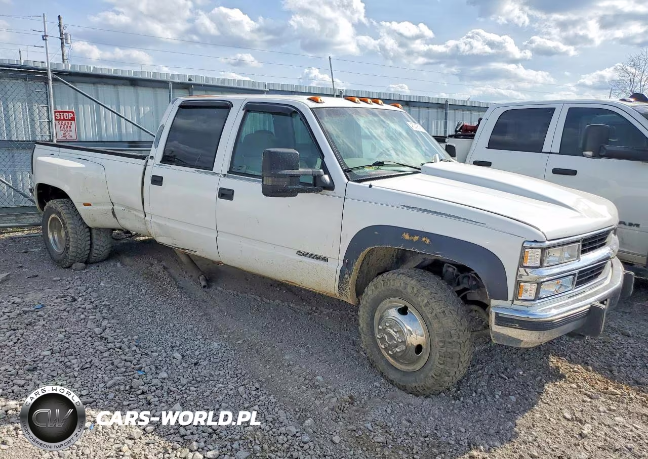 1999 Chevrolet 3500 VIN:1GCHK33F1XF065302 - 4