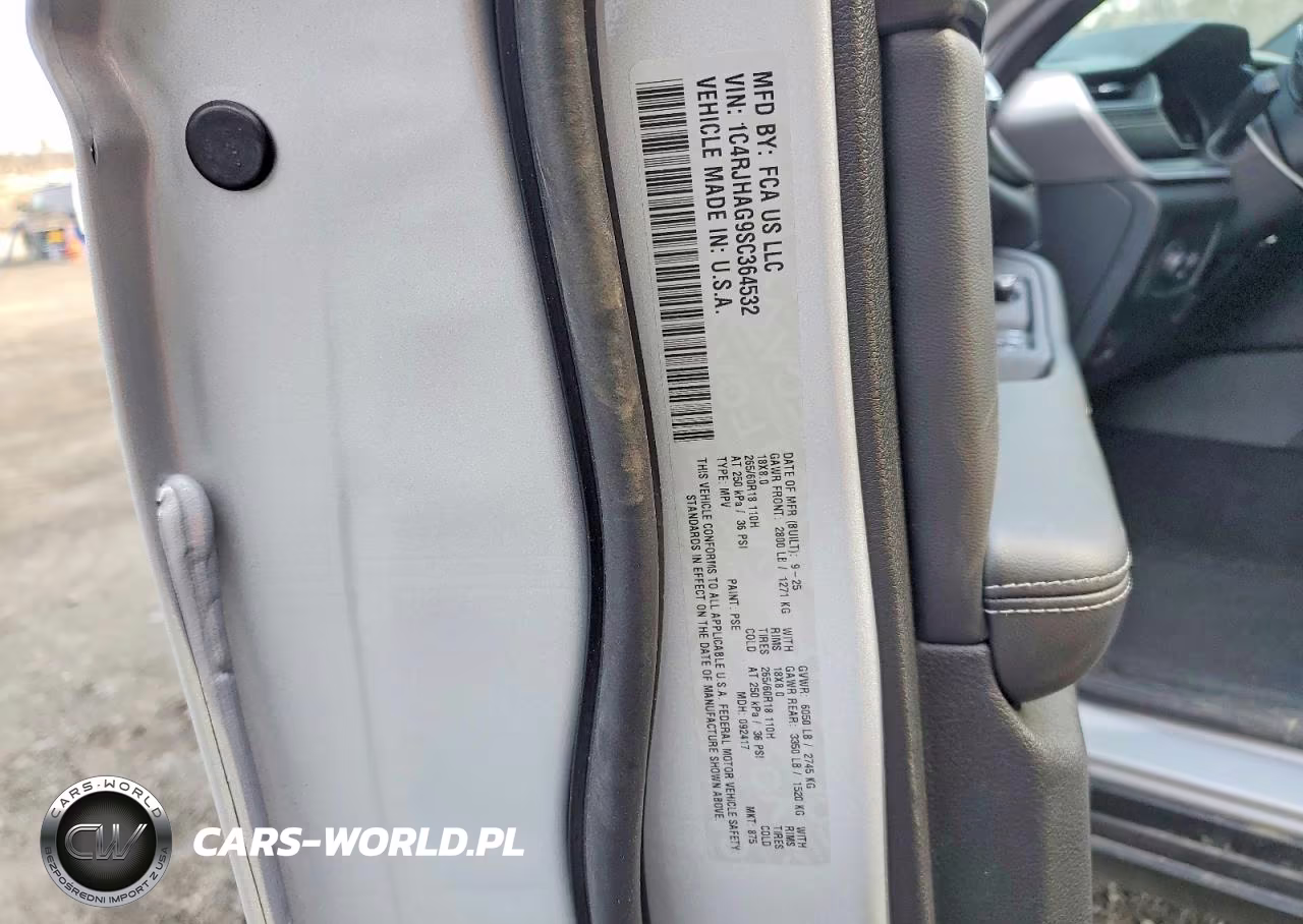 2025 Jeep Grand Cherokee Laredo VIN:1C4RJHAG9SC364532 - 13