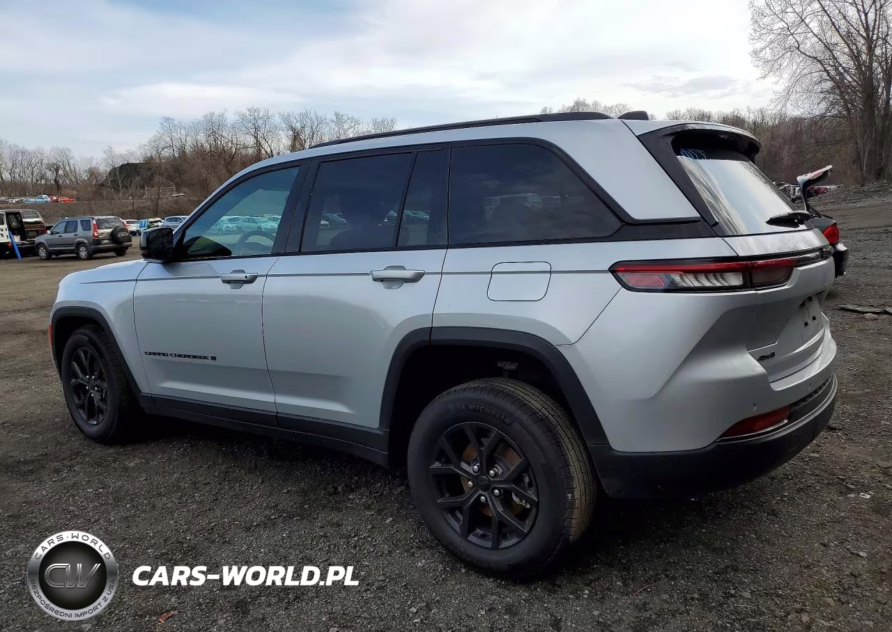 2025 Jeep Grand Cherokee Laredo VIN:1C4RJHAG9SC364532 - 2