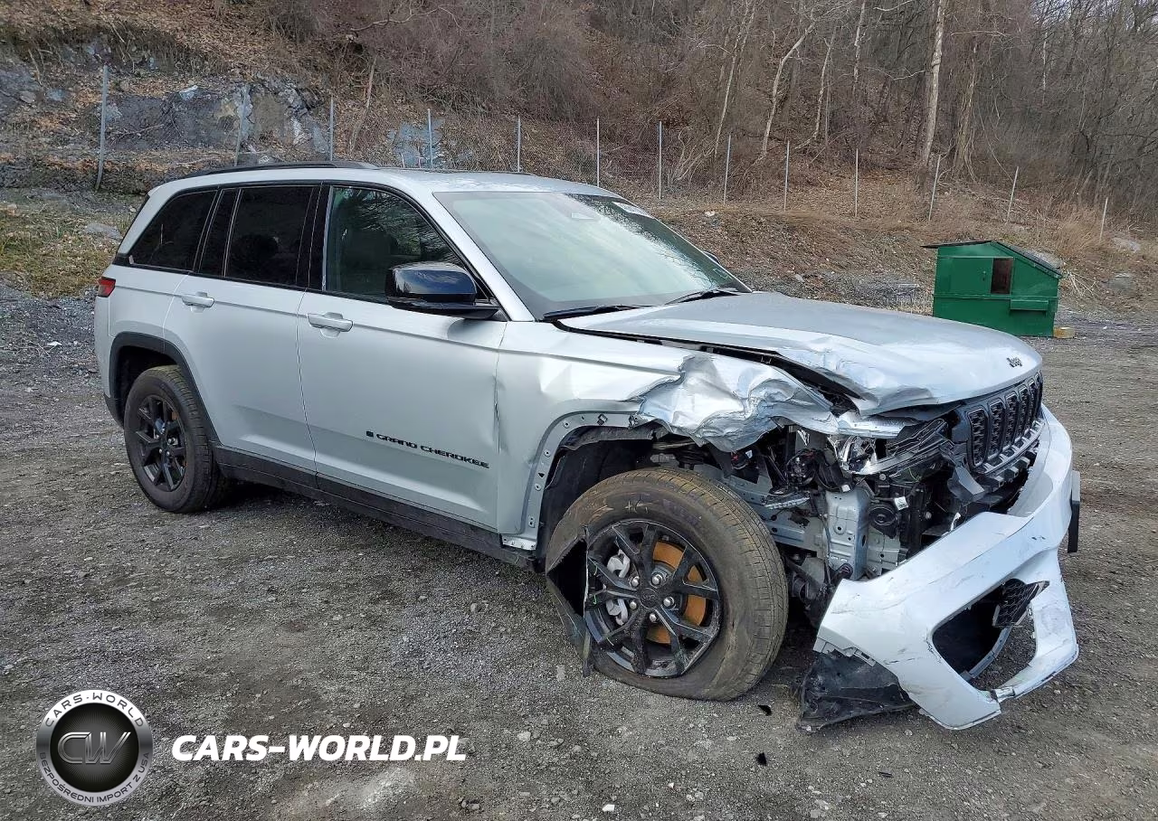 2025 Jeep Grand Cherokee Laredo VIN:1C4RJHAG9SC364532 - 4