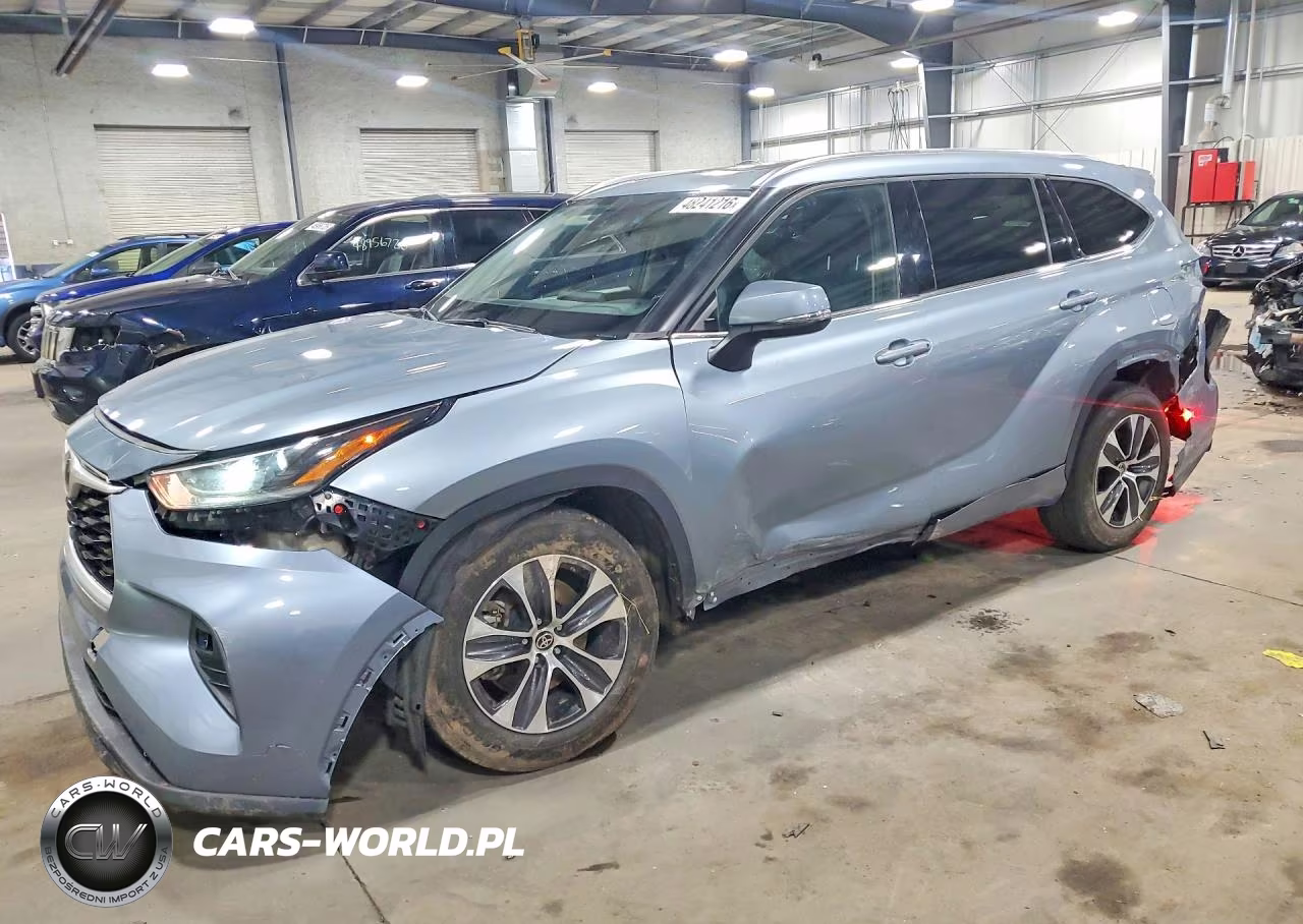 2021 Toyota Highlander Xle