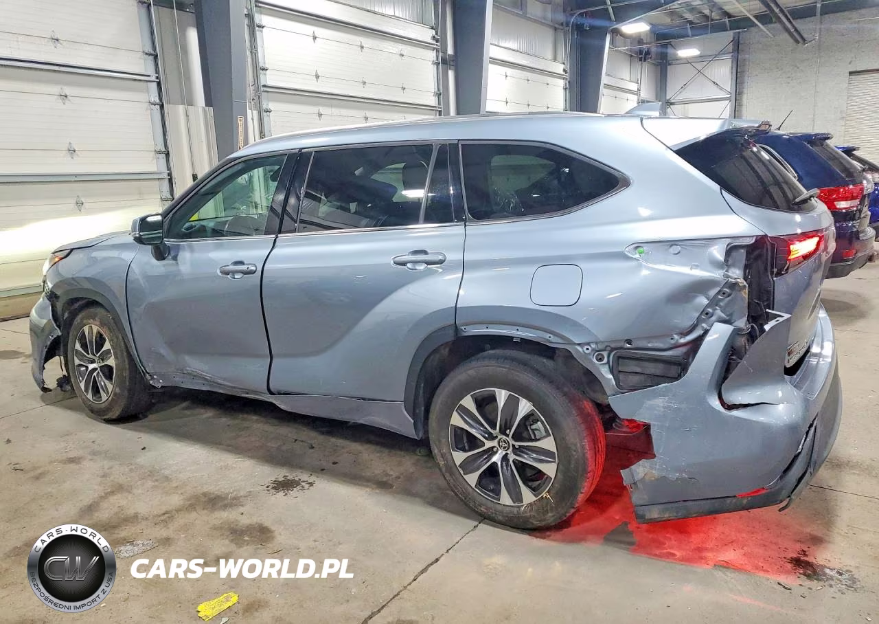 2021 Toyota Highlander Xle VIN:5TDGZRAH5MS080881 - 2