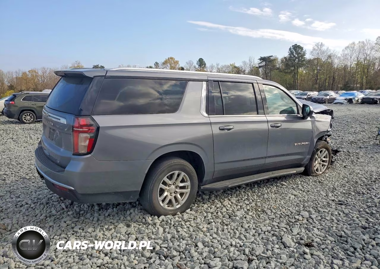 2022 Chevrolet Suburban Lt VIN:1GNSKCKDXNR180909 - 3