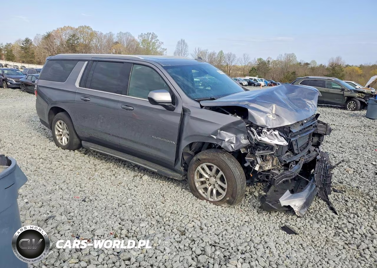 2022 Chevrolet Suburban Lt VIN:1GNSKCKDXNR180909 - 4