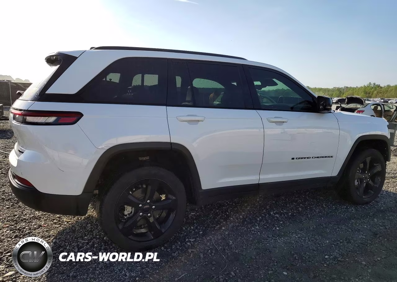 2025 Jeep Grand Cherokee Limited VIN:1C4RJHBG8SC311657 - 3