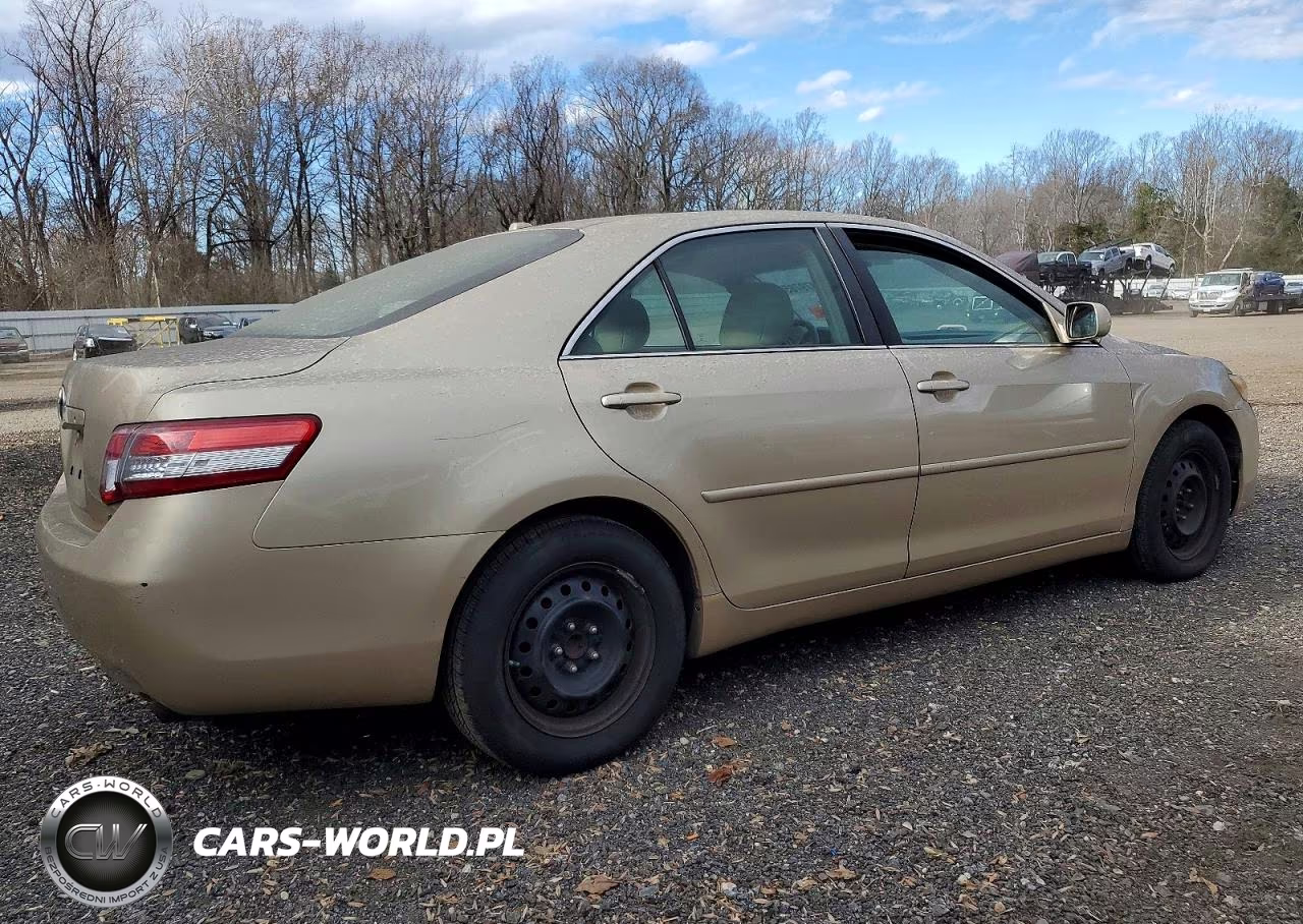 2011 Toyota Camry VIN:4T1BF3EK1BU738206 - 3