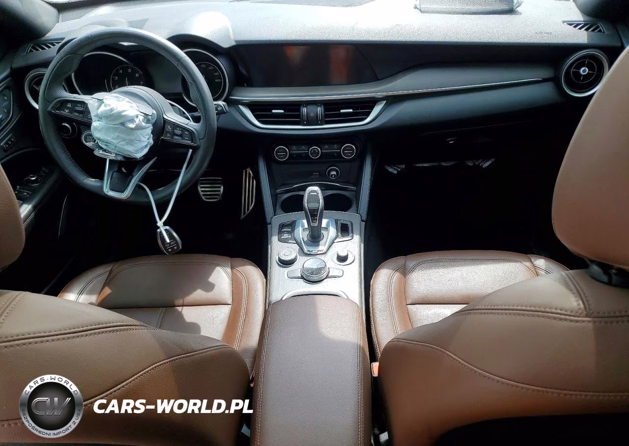 2022 Alfa Romeo Stelvio Ti VIN:ZASPAKBN6N7D33812 - 8