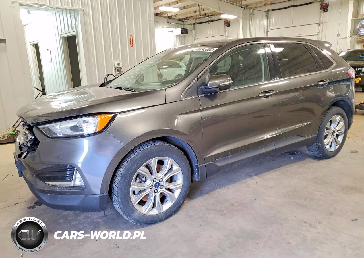 2019 Ford Edge Titanium