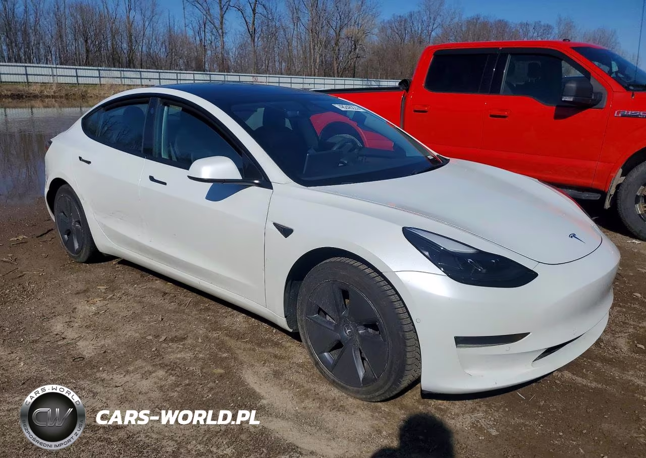 2022 Tesla Model 3 VIN:5YJ3E1EB5NF124787 - 4