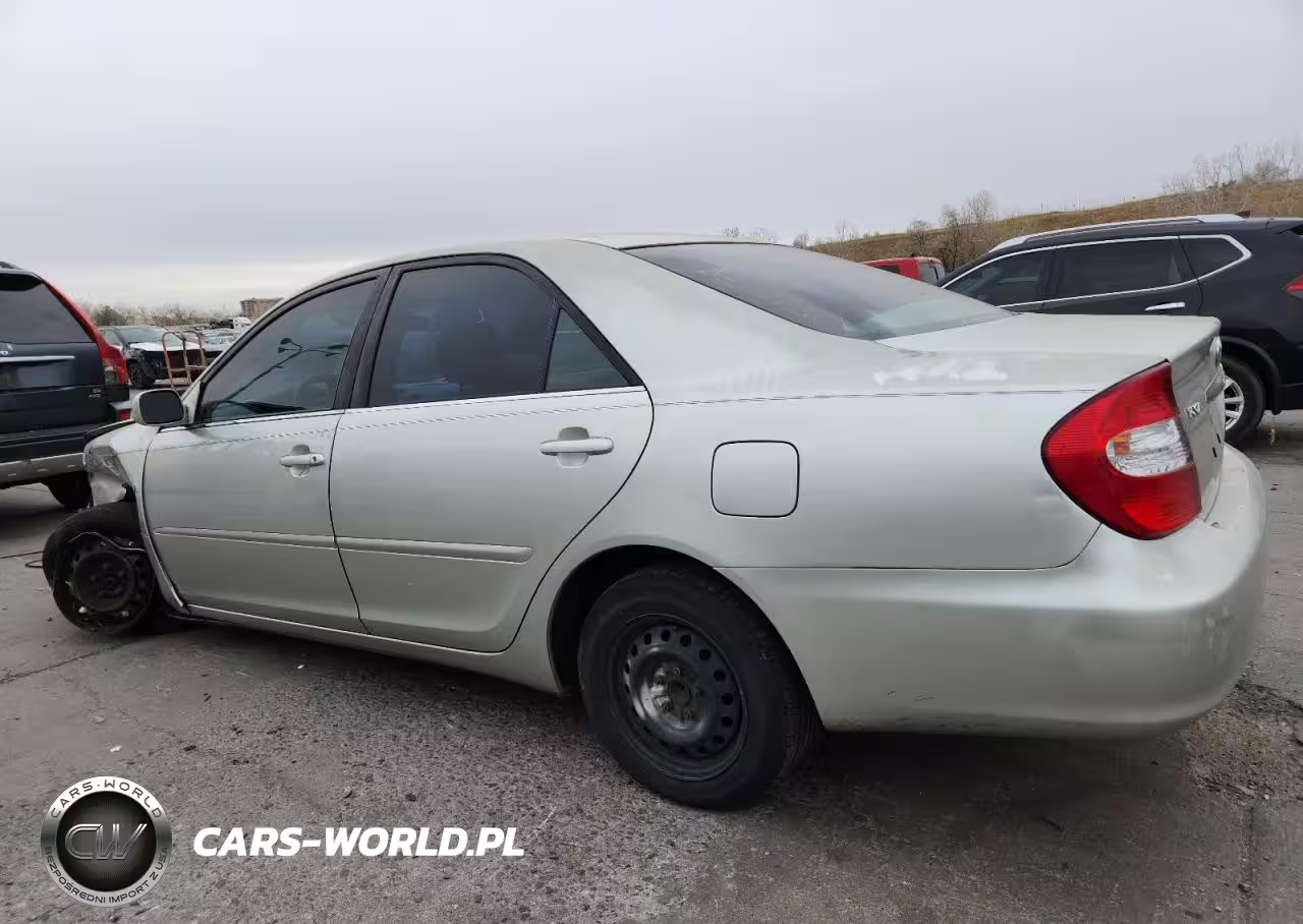 2003 Toyota Camry Le VIN:JTDBE32K130150200 - 2
