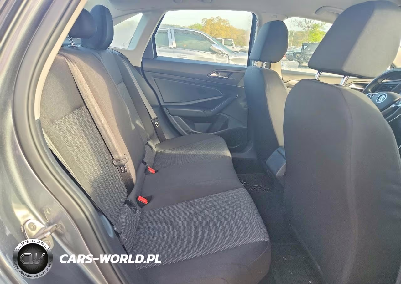 2019 Volkswagen Jetta S VIN:3VWC57BU9KM110596 - 10
