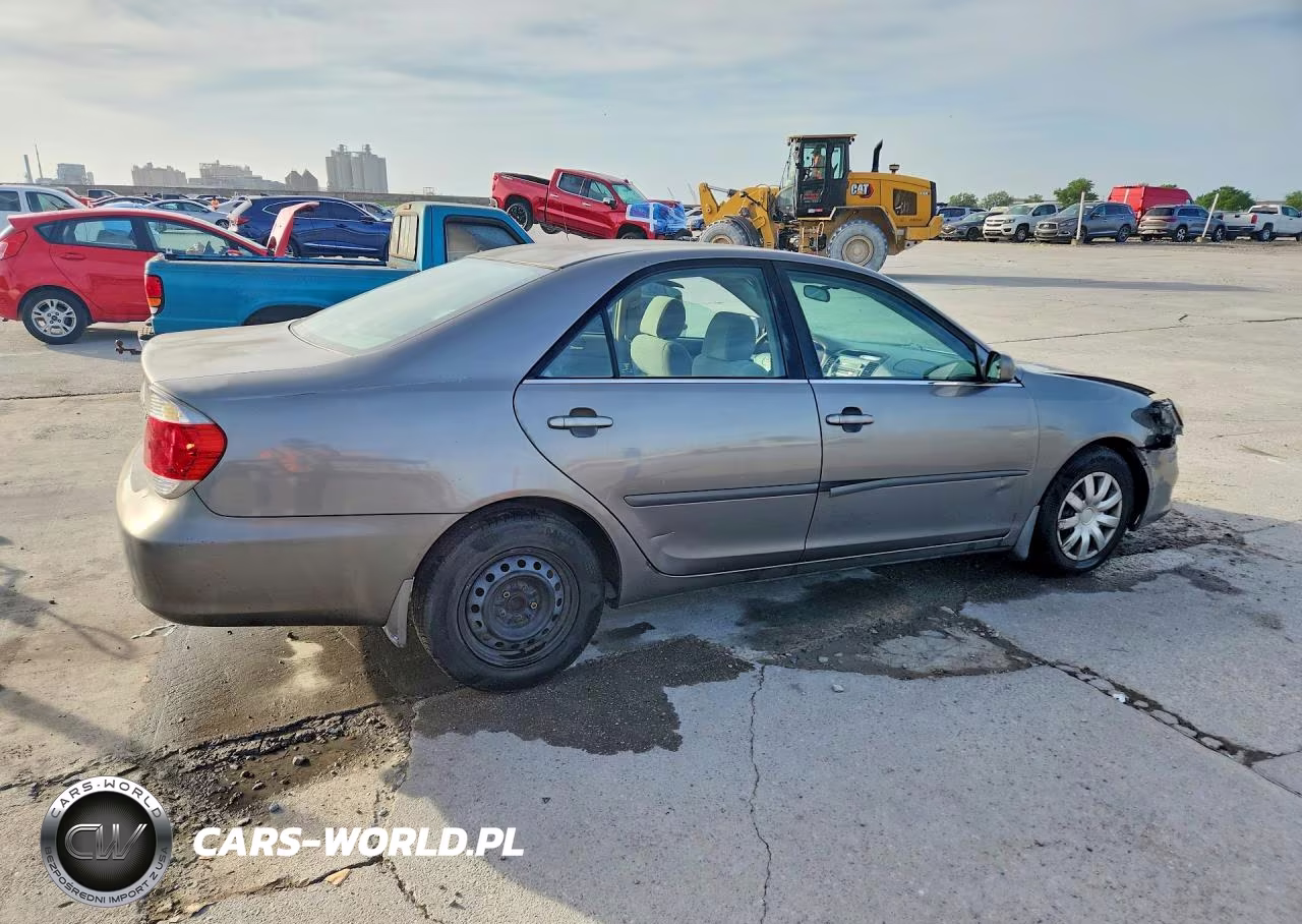 2006 Toyota Camry Le VIN:4T1BE32K16U661740 - 3