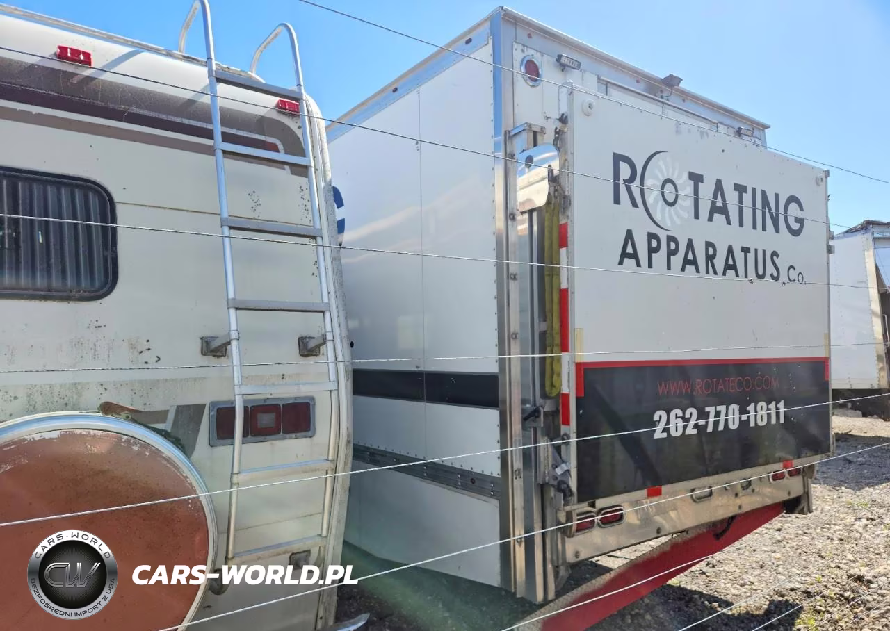 2012 Peterbilt 337 VIN:2NP2HM6X4CM149668 - 3