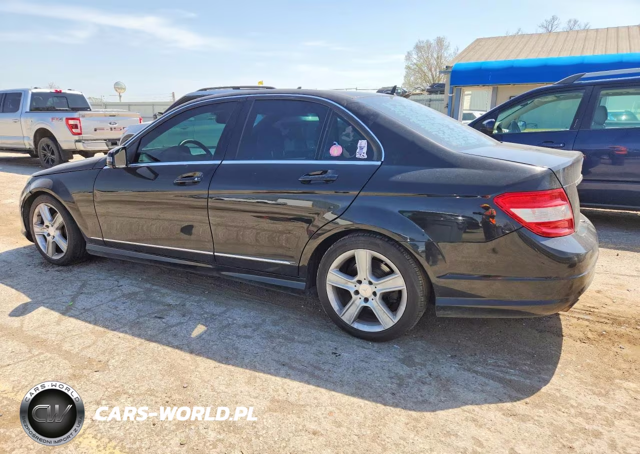 2010 Mercedes-Benz C 300 VIN:WDDGF5EB1AF395203 - 2