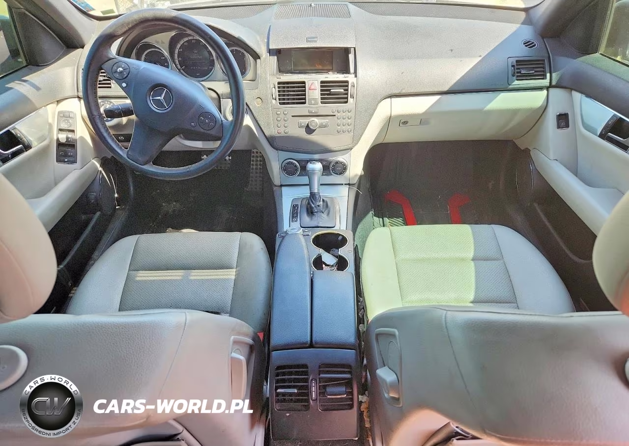 2010 Mercedes-Benz C 300 VIN:WDDGF5EB1AF395203 - 8