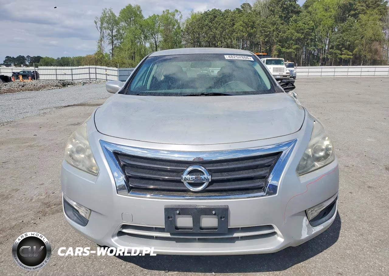 2015 Nissan Altima 2.5 S VIN:1N4AL3AP5FC583557 - 5