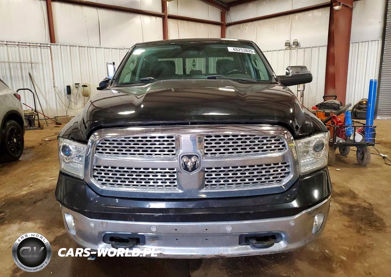 2014 Ram 1500 Laramie VIN:1C6RR7VM3ES100212 - 5