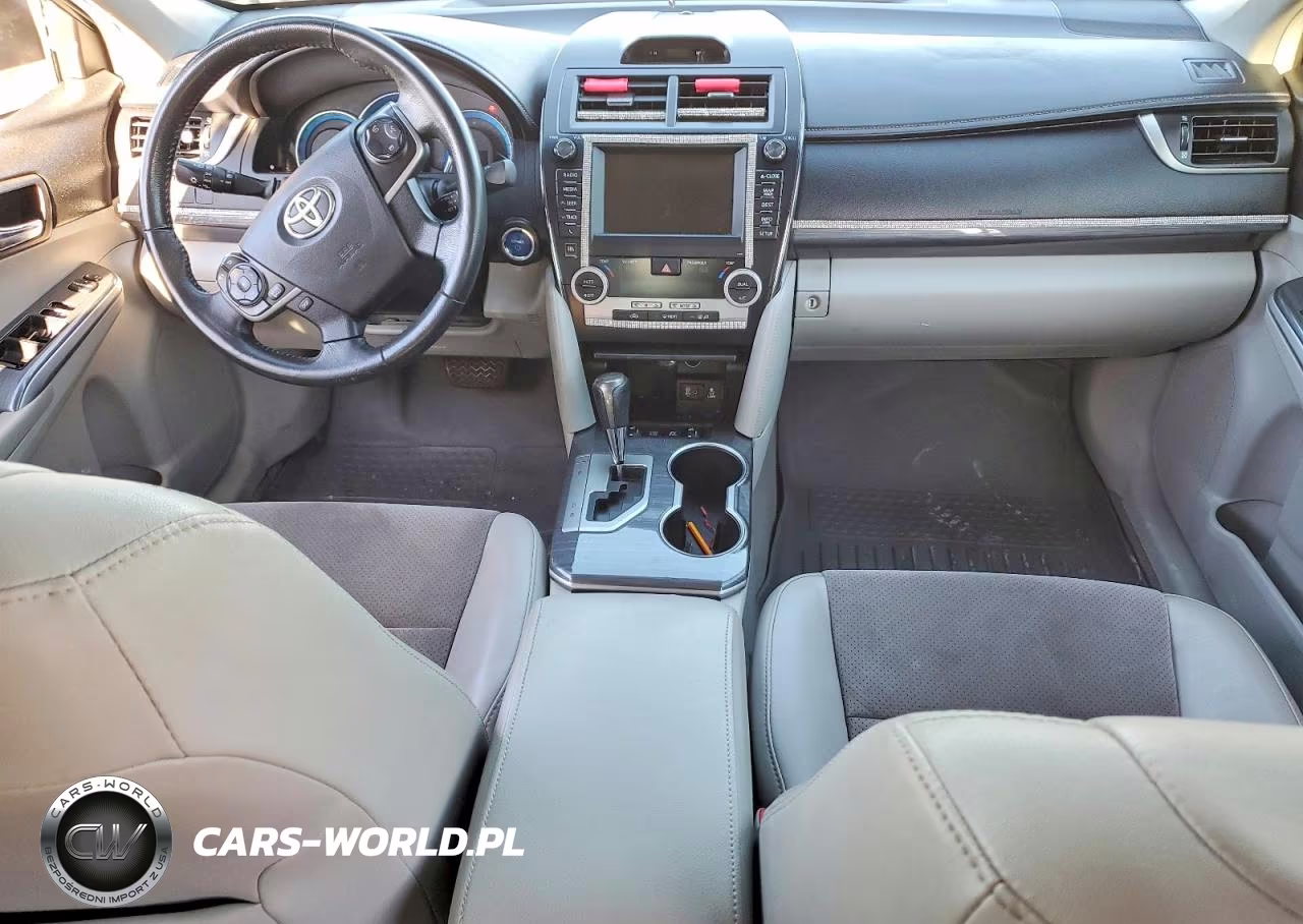 2012 Toyota Camry Hybrid VIN:4T1BD1FKXCU031101 - 8