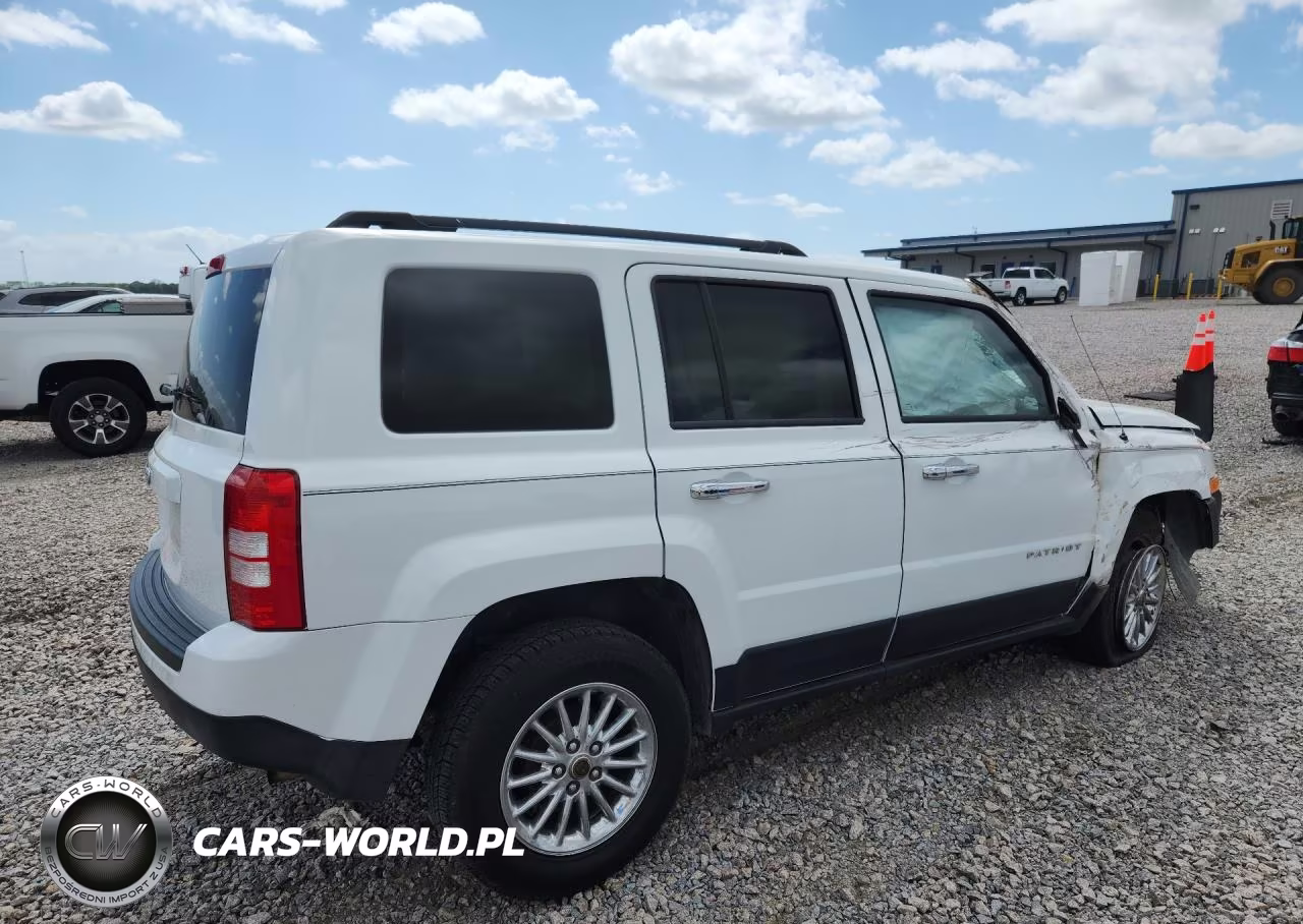 2016 Jeep Patriot Sport VIN:1C4NJPBA5GD765807 - 3