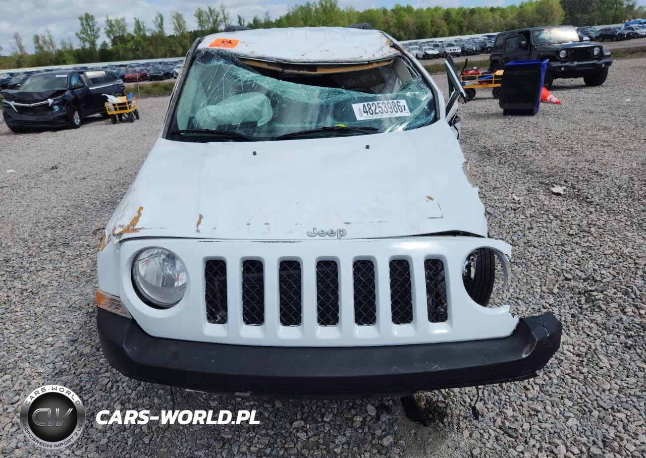 2016 Jeep Patriot Sport VIN:1C4NJPBA5GD765807 - 5