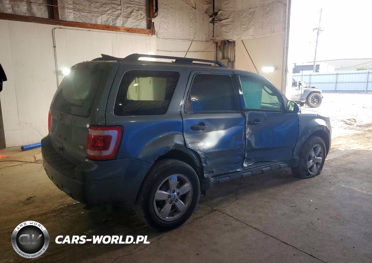 2012 Ford Escape VIN:1FMCU0DG4CKC63279 - 3