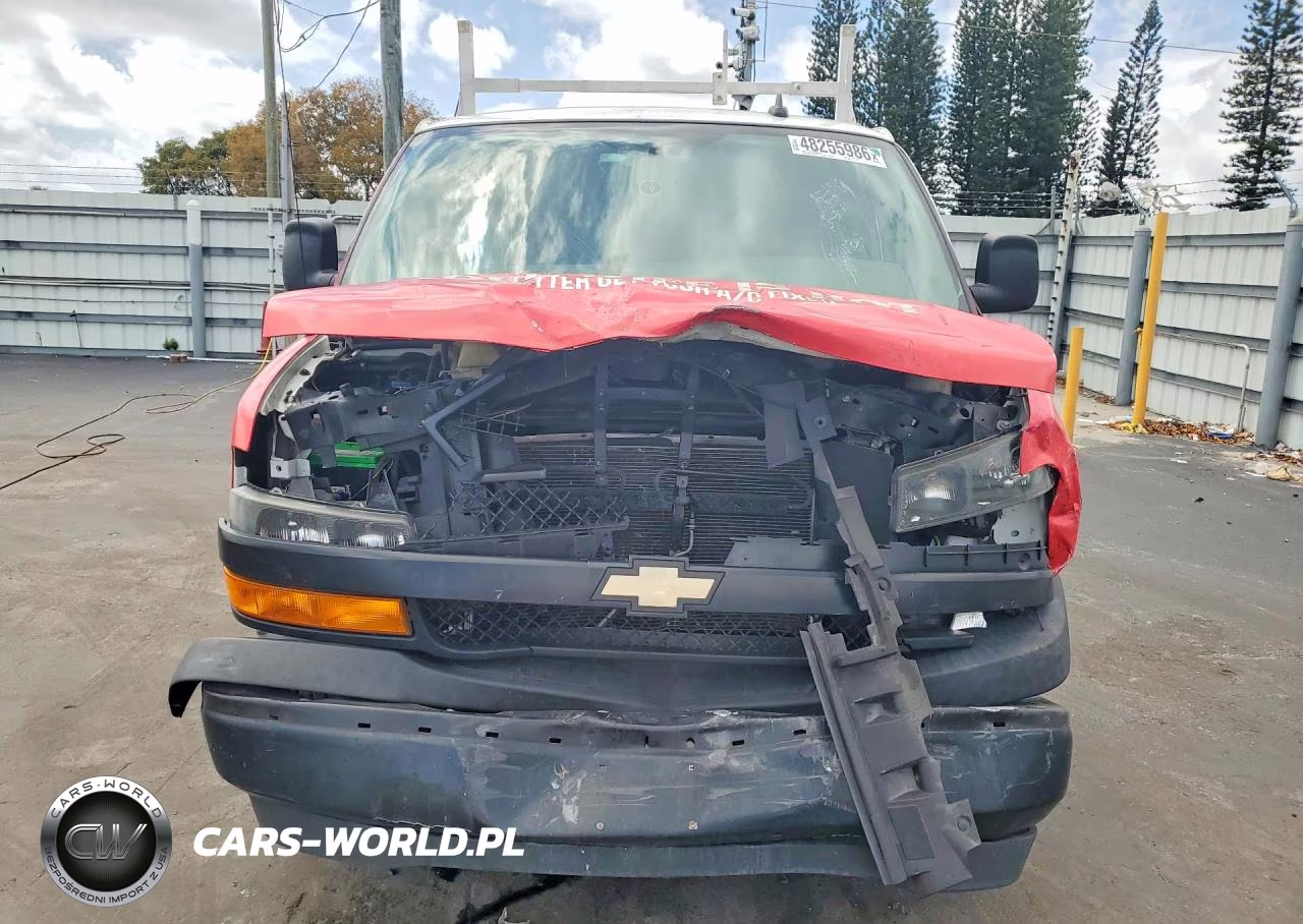 2019 Chevrolet Express 2500 Cargo Utility - Service Van VIN:1GCWGAFG1K1367857 - 5
