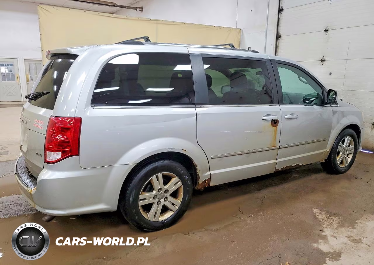 2011 Dodge Grand Caravan Crew VIN:2D4RN5DG7BR648718 - 3