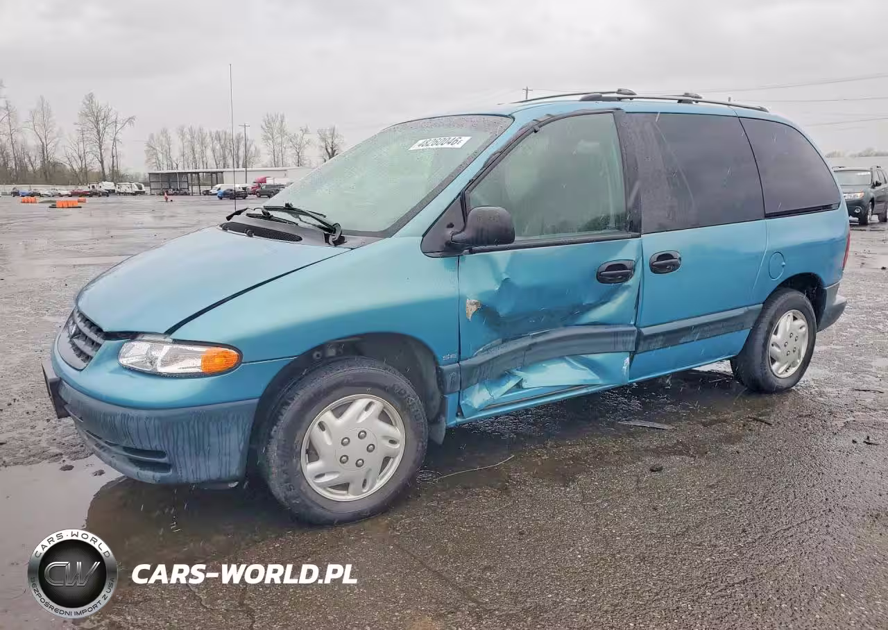 1996 Plymouth Voyager Se