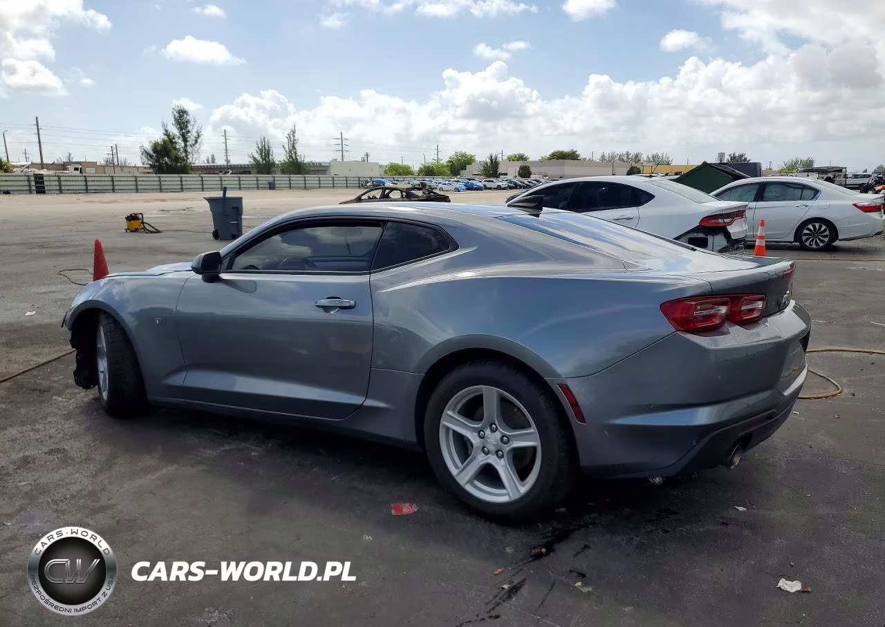 2021 Chevrolet Camaro Ls VIN:1G1FB1RX6M0127733 - 2