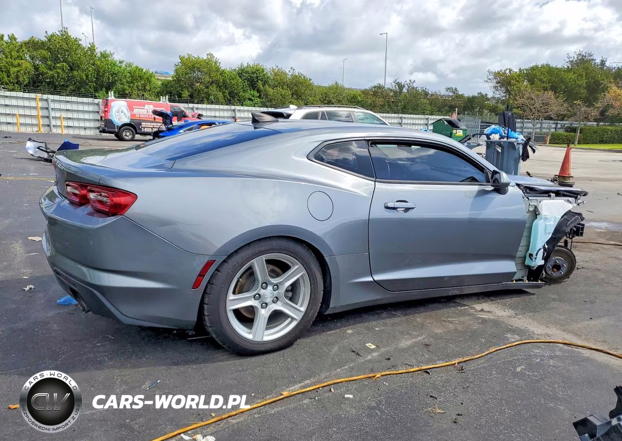 2021 Chevrolet Camaro Ls VIN:1G1FB1RX6M0127733 - 3