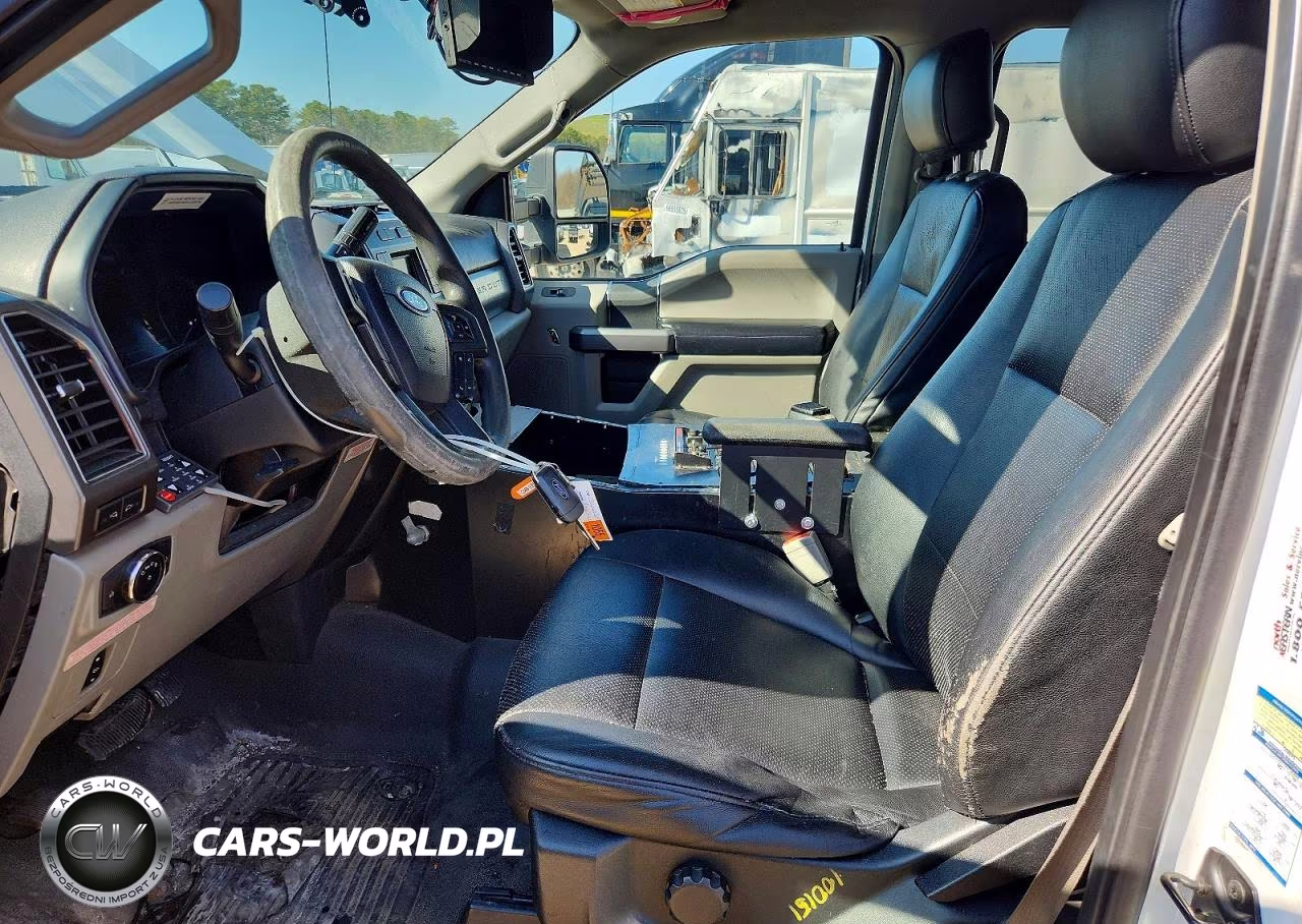 2019 Ford F450 Super Duty VIN:1FD0W4HT6KEC83848 - 7