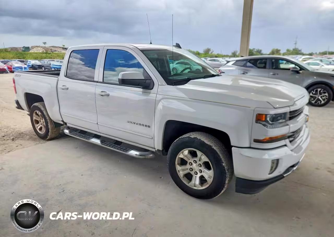 2017 Chevrolet Silverado K1500 Lt VIN:3GCUKREC0HG241177 - 4