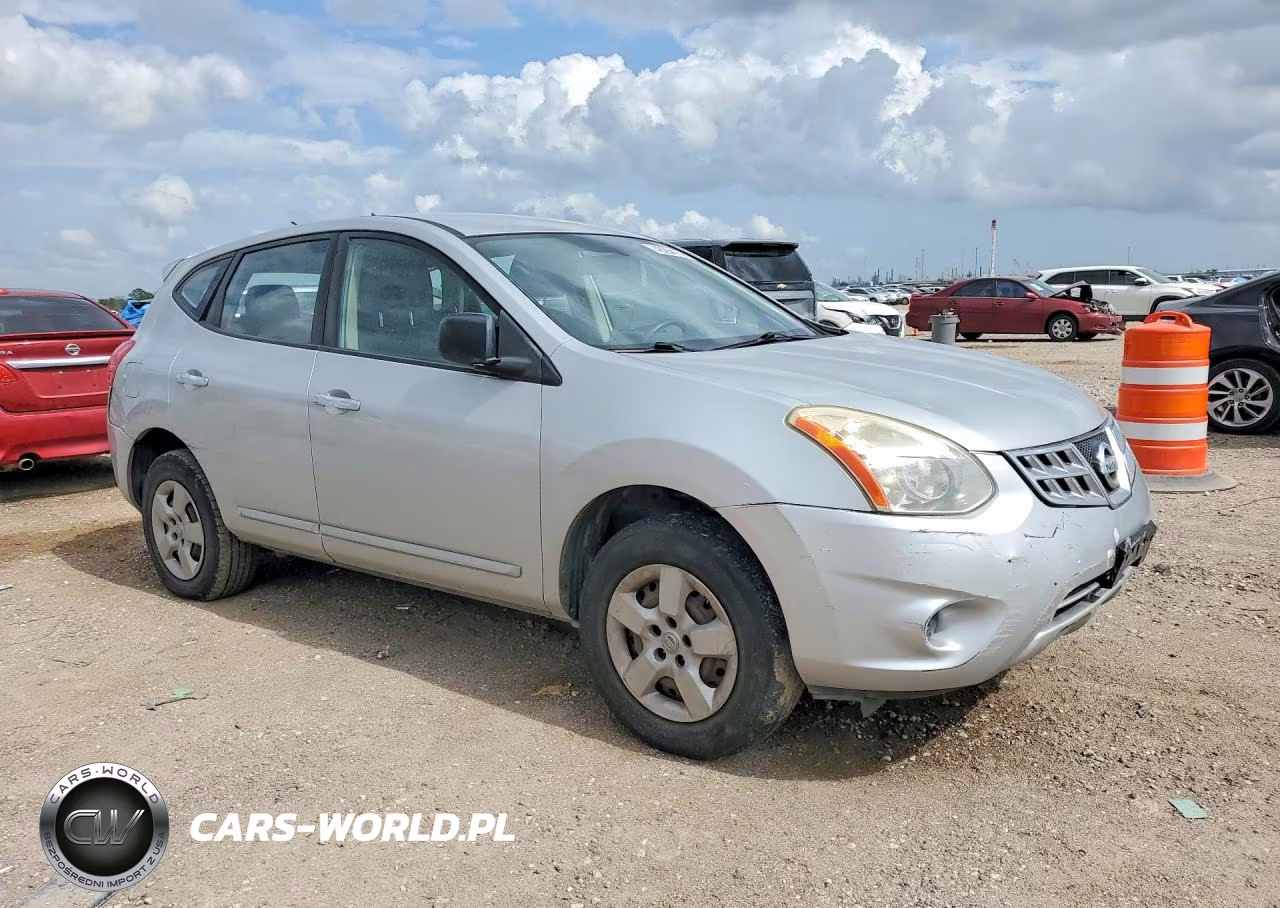 2011 Nissan Rogue S VIN:JN8AS5MV7BW679934 - 4