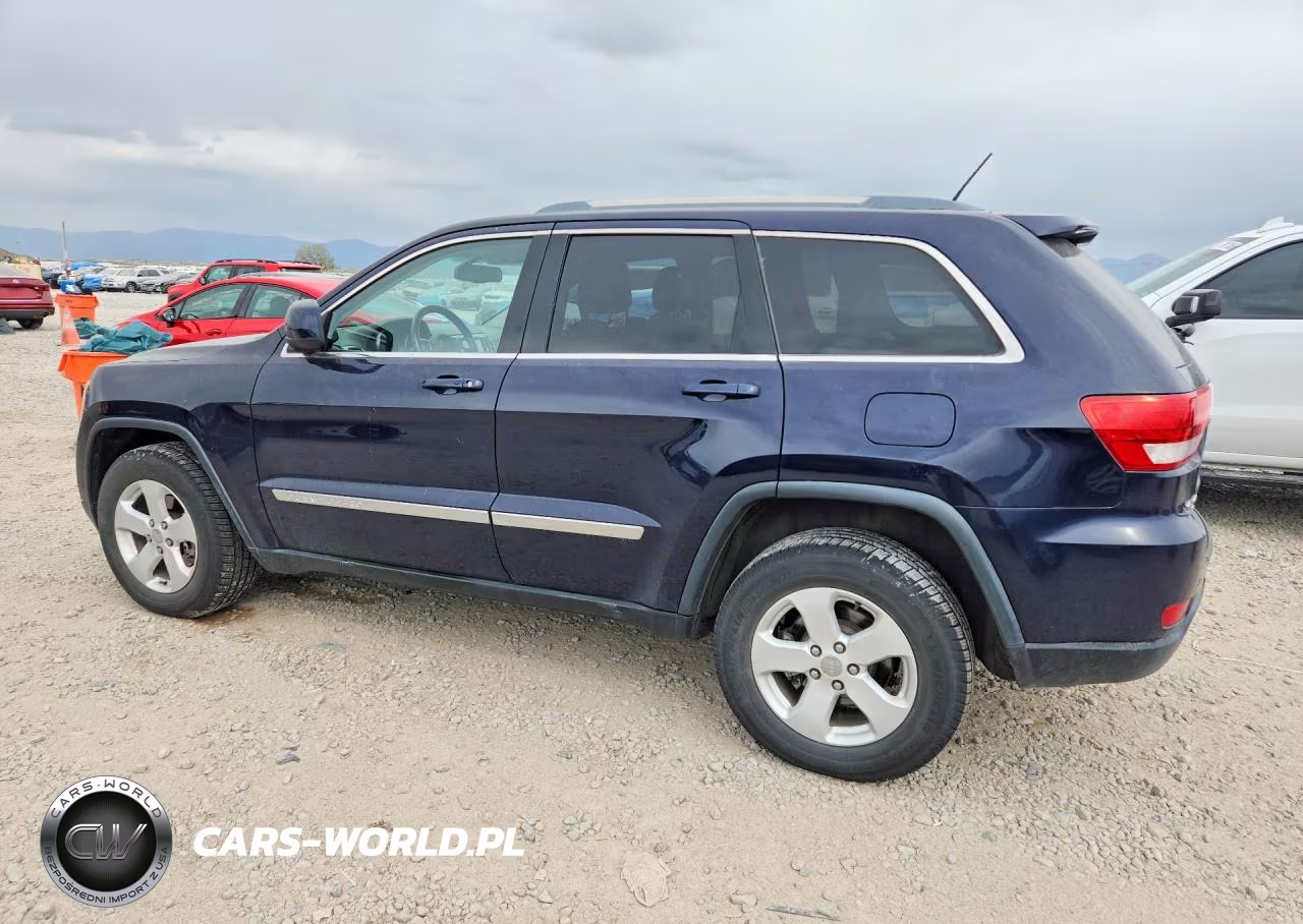 2013 Jeep Grand Cherokee Laredo VIN:1C4RJFAG2DC636085 - 2