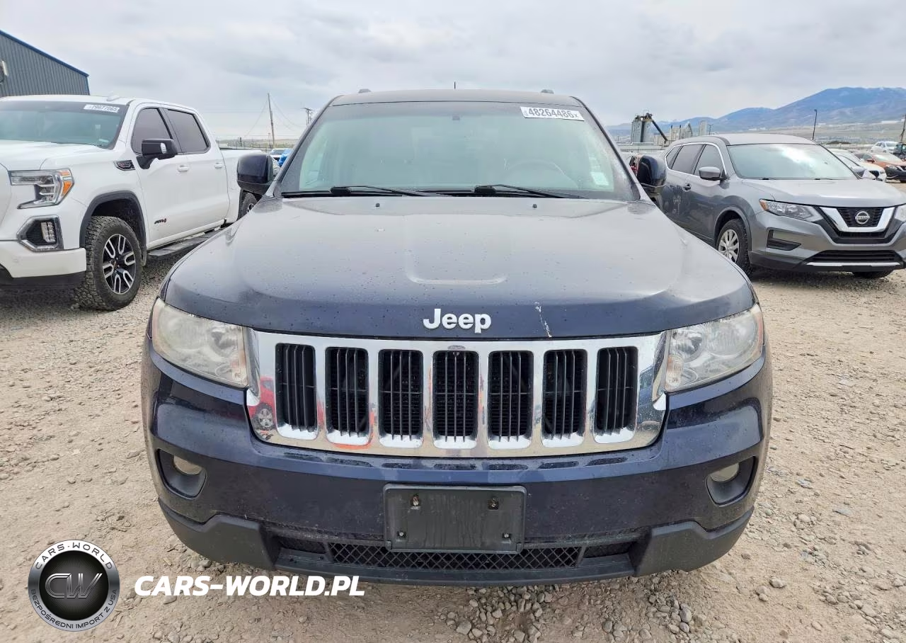 2013 Jeep Grand Cherokee Laredo VIN:1C4RJFAG2DC636085 - 5