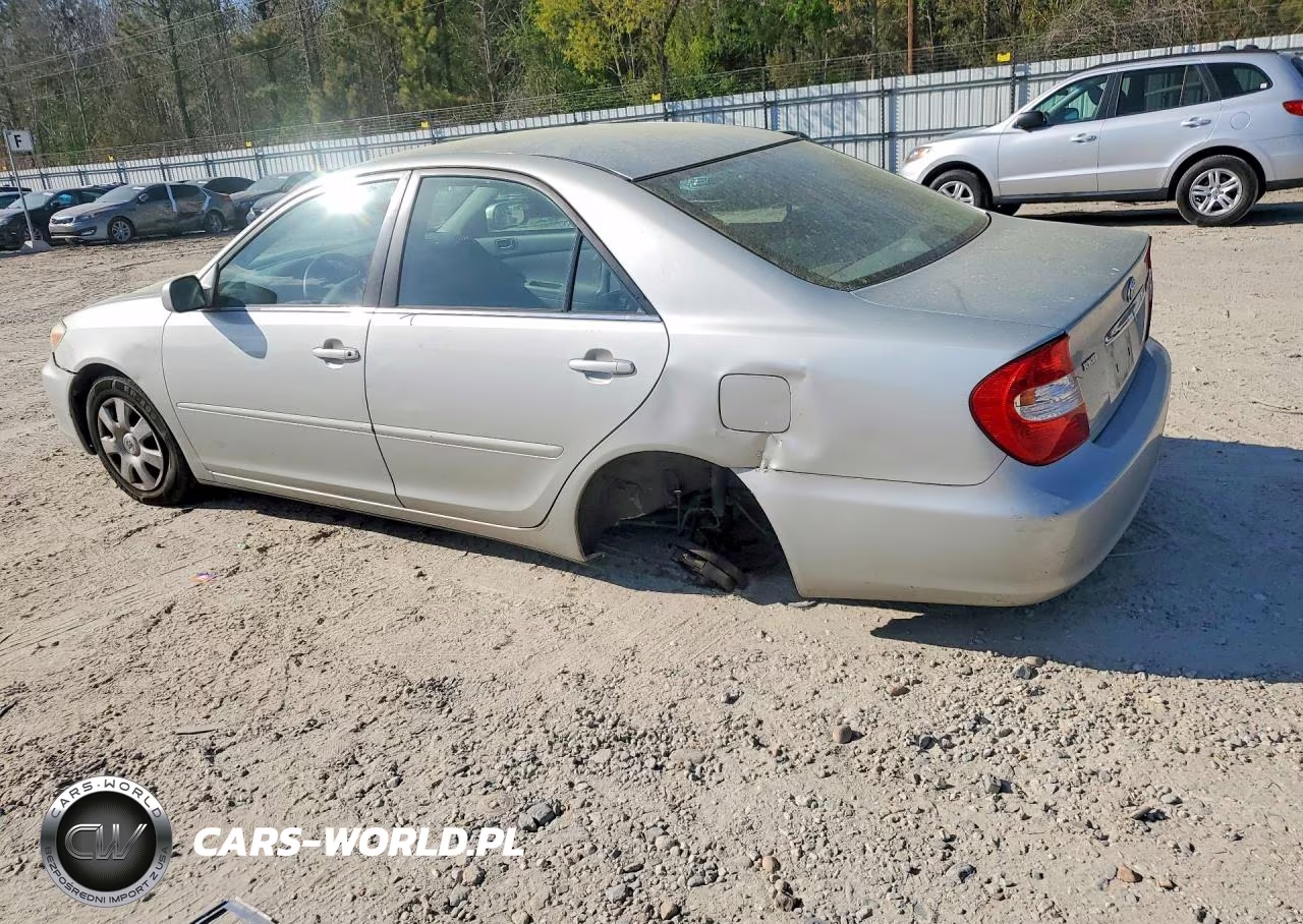 2003 Toyota Camry Le VIN:4T1BE32K53U139334 - 2