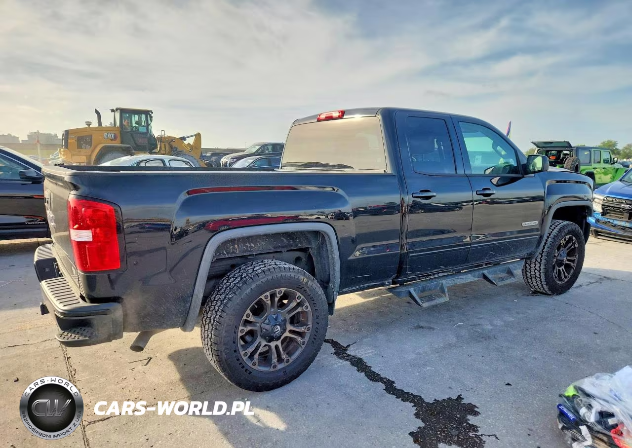 2018 GMC Sierra C1500 VIN:1GTR1LEH9JZ275058 - 3
