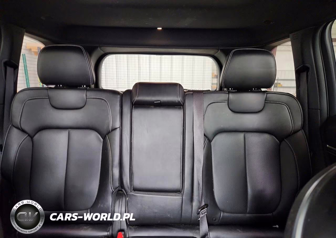 2023 Jeep Grand Cherokee Overland 4Xe VIN:1C4RJYD61P8788851 - 10
