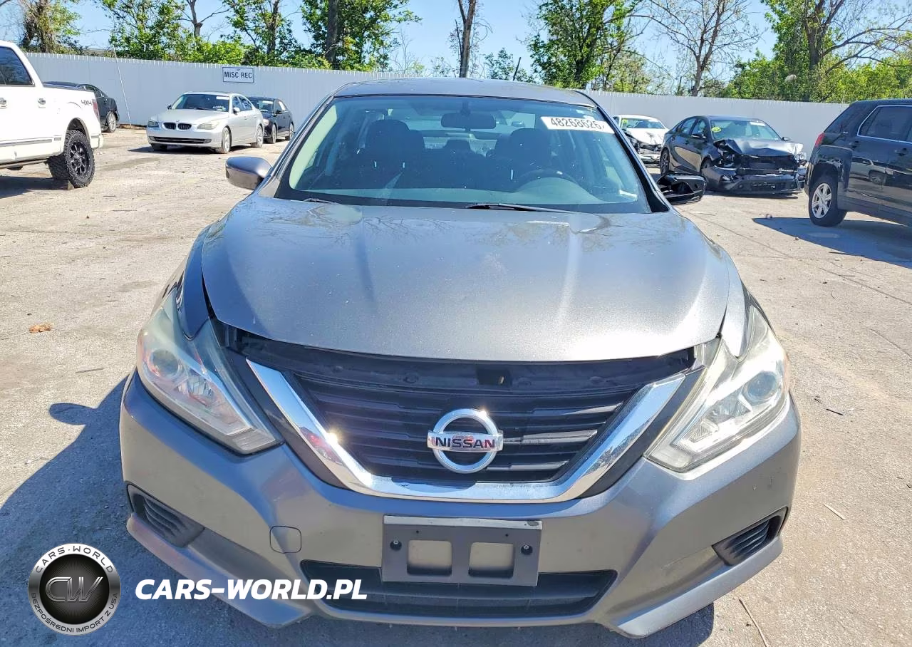 2017 Nissan Altima 2.5 S VIN:1N4AL3AP1HN357507 - 5