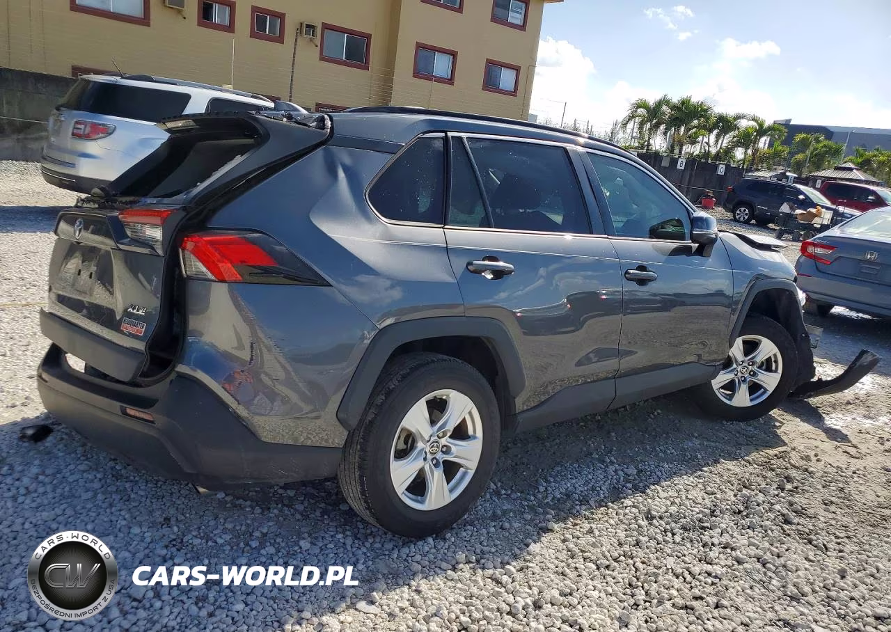 2021 Toyota Rav4 Xle VIN:2T3W1RFV6MC127191 - 3